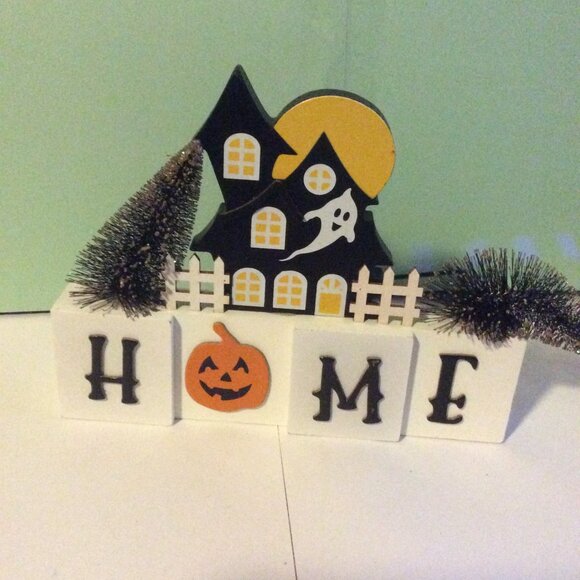 6 Piece Lot Halloween Decor - Picture 3 of 7